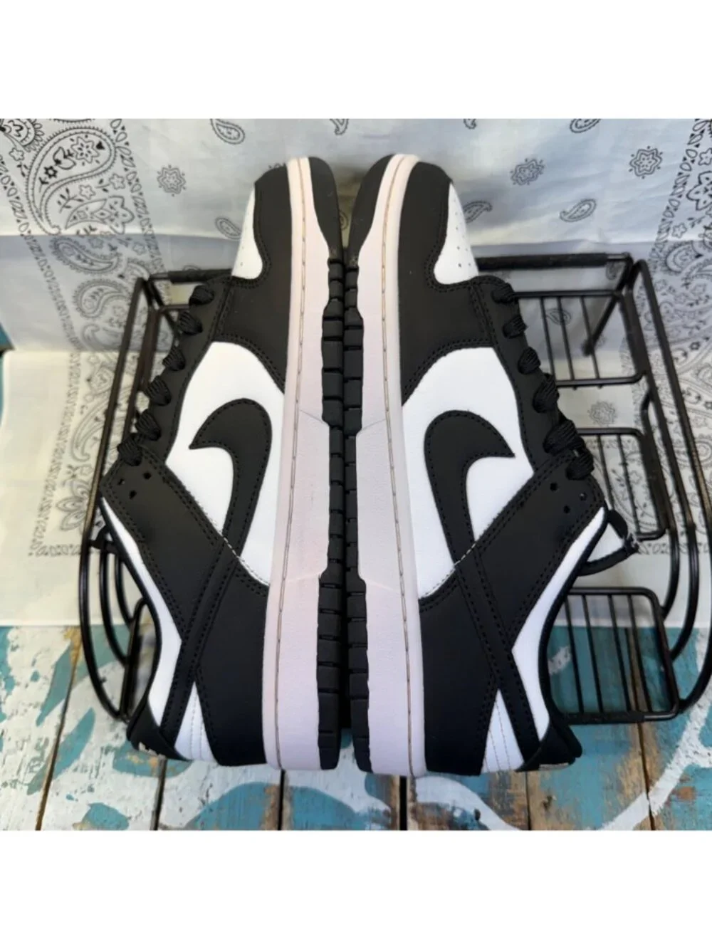 Nike Dunk Low Retro White/Black Panda DD1391-100 Sneakers Shoes Mens Sz 9.5 EUC